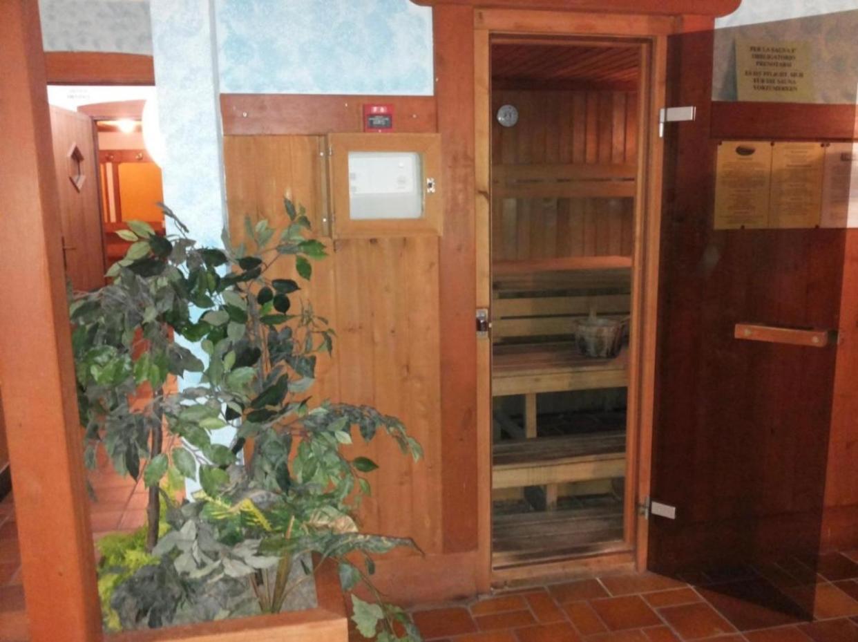 Ploner Villaggio Turistico Dobbiaco Zewnętrze zdjęcie